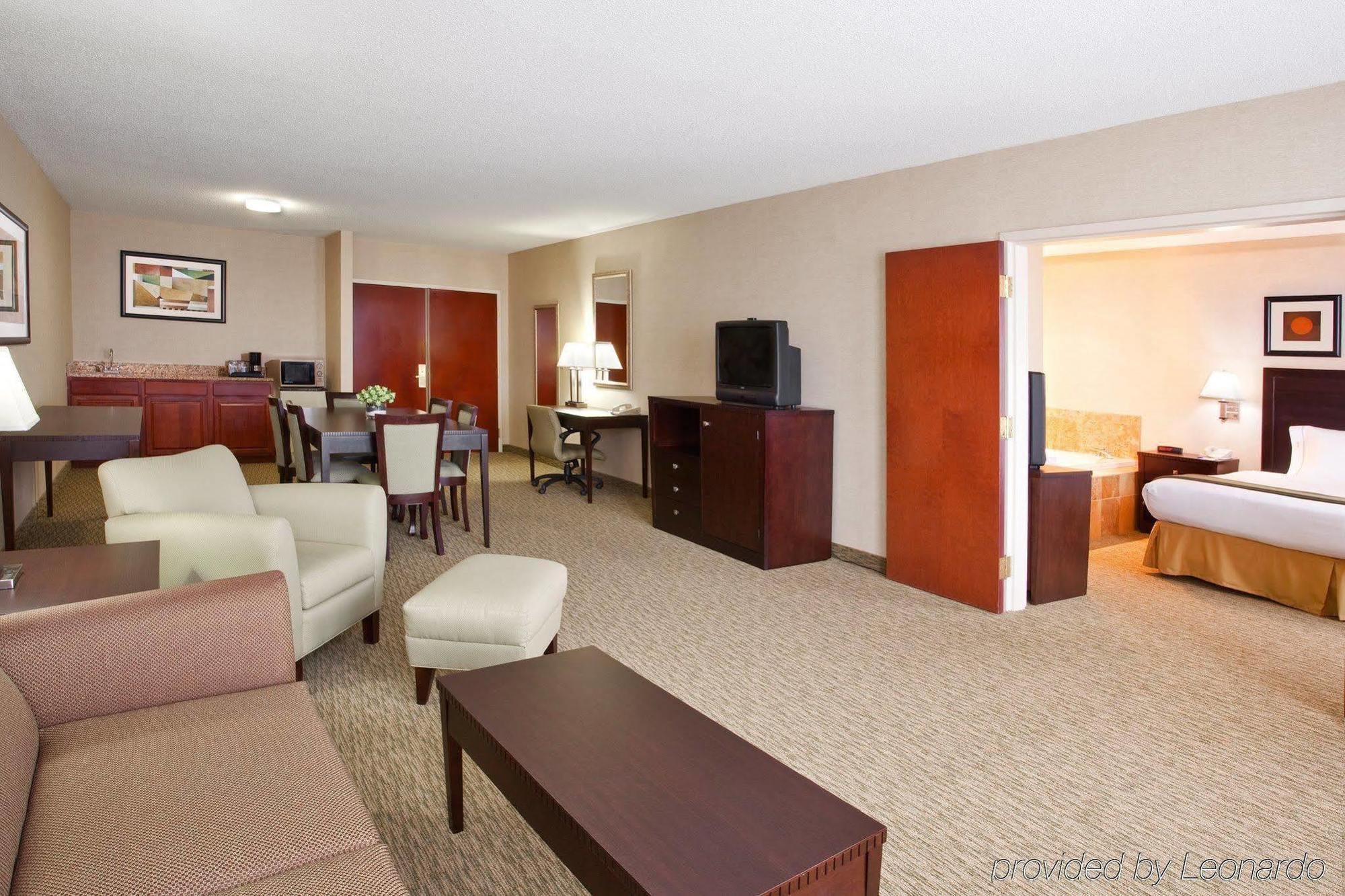 Holiday Inn Express Hotel & Suites Cleveland-Streetsboro By Ihg Kültér fotó